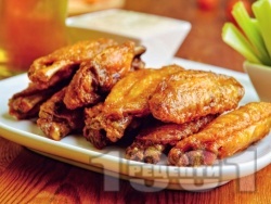 Печени пилешки крилца с майонеза, кимион и галета на фурна - снимка на рецептата